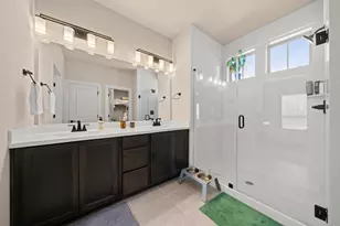 8417 Laughlin Ln, Austin, TX 78744 - Photo 15