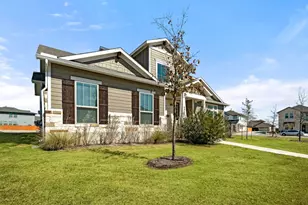 8417 Laughlin Ln, Austin, TX 78744 - Photo 3