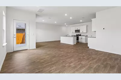 15104-B Afleet Alex Street #B, Manor, TX 78653 - Photo 7