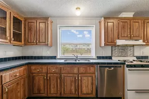 635 W Dittmar Rd, Austin, TX 78745 - Photo 11