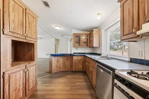 635 W Dittmar Rd, Austin, TX 78745 - Photo 13