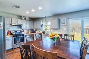 13021 Maidenhair Tr, Elgin, TX 78621 - Photo 7