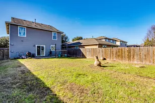 13021 Maidenhair Tr, Elgin, TX 78621 - Photo 25