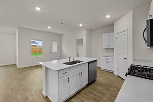 108 Wagner Wy, San Marcos, TX 78666 - Photo 11