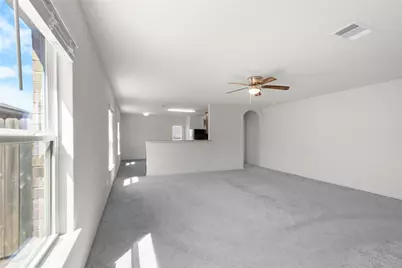 144 Continental Avenue, Liberty Hill, TX 78642 - Photo 5