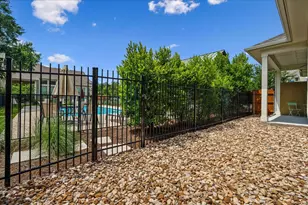 5820 Harper Park Dr, Austin, TX 78735 - Photo 35