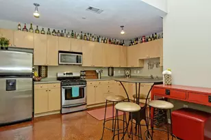 1601 E 5th St, Austin, TX 78702 - Photo 3