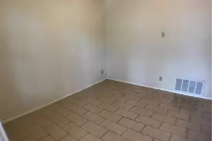 619 W 37th St, Austin, TX 78705 - Photo 7