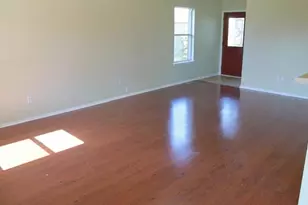 1009 Clayton Dr, Leander, TX 78641 - Photo 3