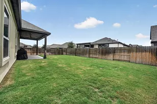 17817 Clairess Ln, Manor, TX 78653 - Photo 7