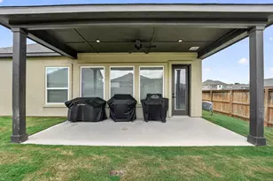 17817 Clairess Ln, Manor, TX 78653 - Photo 3