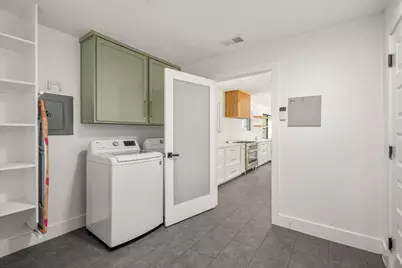 1604 Elmhurst Drive, Austin, TX 78741 - Photo 15