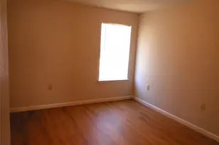 7424 Elk Pass Dr, Austin, TX 78744 - Photo 9