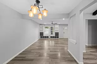 3100 Lynridge Dr, Austin, TX 78723 - Photo 3