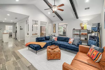 3100 Lynridge Drive, Austin, TX 78723 - Photo 9