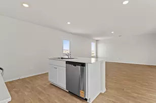 2203 Lionheart Dr, Luling, TX 78648 - Photo 11