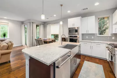 1205 Elm Street #8, Austin, TX 78703 - Photo 9