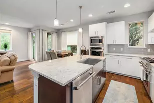 1205 Elm St, Austin, TX 78703 - Photo 9