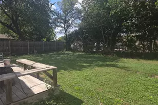 922 E 50th St, Austin, TX 78751 - Photo 33