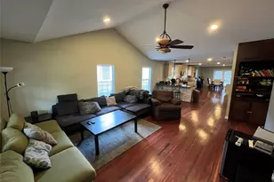 922 E 50th St, Austin, TX 78751 - Photo 3