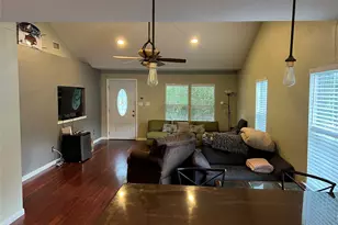 922 E 50th St, Austin, TX 78751 - Photo 5