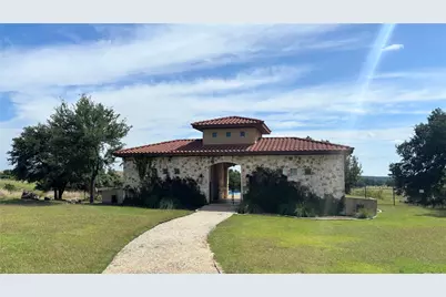 104 Strada Luca Street, Florence, TX 76527 - Photo 11