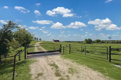 5100 Jaeger Road, Burton, TX 77835 - Photo 9