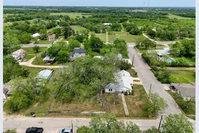 500 W Austin Street, Luling, TX 78648 - Photo 39