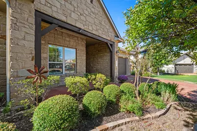 106 Edinburgh Isle Court, Lakeway, TX 78738 - Photo 3