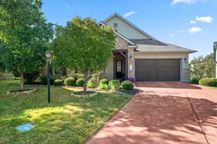 106 Edinburgh Isle Ct, Lakeway, TX 78738 - Photo 1