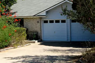 504 Greenway Dr, Pflugerville, TX 78660 - Photo 3