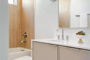 1802 Overhill Dr, Austin, TX 78721 - Photo 13