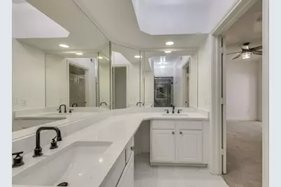 7701 Rialto Boulevard #1116, Austin, TX 78735 - Photo 23