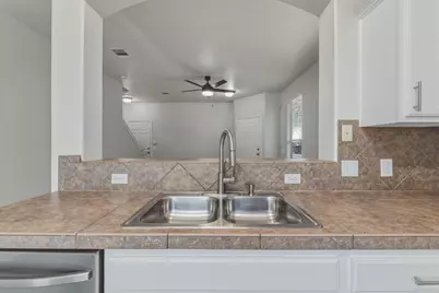 10608 Plains Trail #B1, Austin, TX 78758 - Photo 15