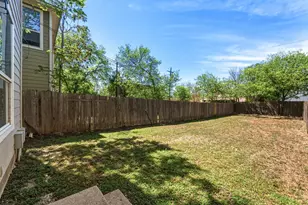 10608 Plains Trail, Austin, TX 78758 - Photo 33