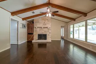 11905 Mustang Chase Dr, Austin, TX 78727 - Photo 3
