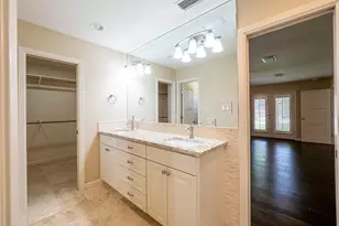 11905 Mustang Chase Dr, Austin, TX 78727 - Photo 17