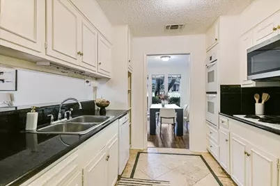 7201 Mesa Drive, Austin, TX 78731 - Photo 13