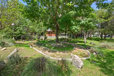 703 Palos Verdes Drive, Lakeway, TX 78734 - Photo 37