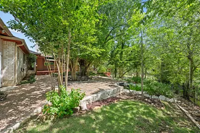 703 Palos Verdes Drive, Lakeway, TX 78734 - Photo 33