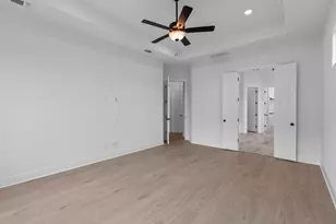301 Yaklin Dr, Liberty Hill, TX 78642 - Photo 15