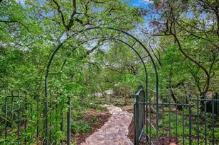 3901 Prentice Ln, Austin, TX 78746 - Photo 23