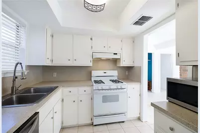 2201 Singletree Avenue, Austin, TX 78727 - Photo 7