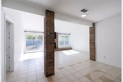 2201 Singletree Avenue, Austin, TX 78727 - Photo 9