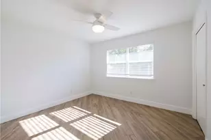 2201 Singletree Ave, Austin, TX 78727 - Photo 15