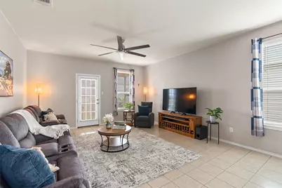 417 Ibis Falls Loop, Jarrell, TX 76537 - Photo 15