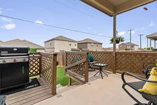 417 Ibis Falls Loop, Jarrell, TX 76537 - Photo 31