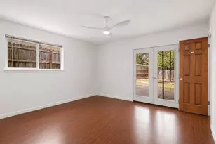 7004 Twisted Oaks Dr, Austin, TX 78745 - Photo 13