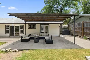 7004 Twisted Oaks Dr, Austin, TX 78745 - Photo 21