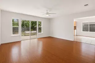 7004 Twisted Oaks Dr, Austin, TX 78745 - Photo 5